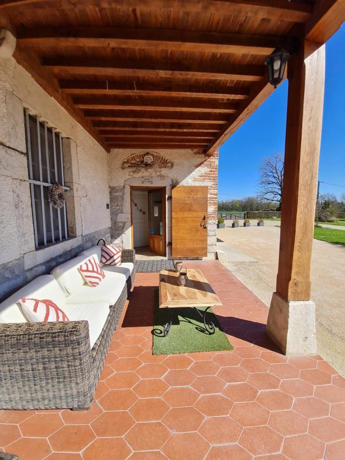 Domaine Du Cuiset -Gite Des Combles Villa Saint-Andre-sur-Vieux-Jonc Exterior photo